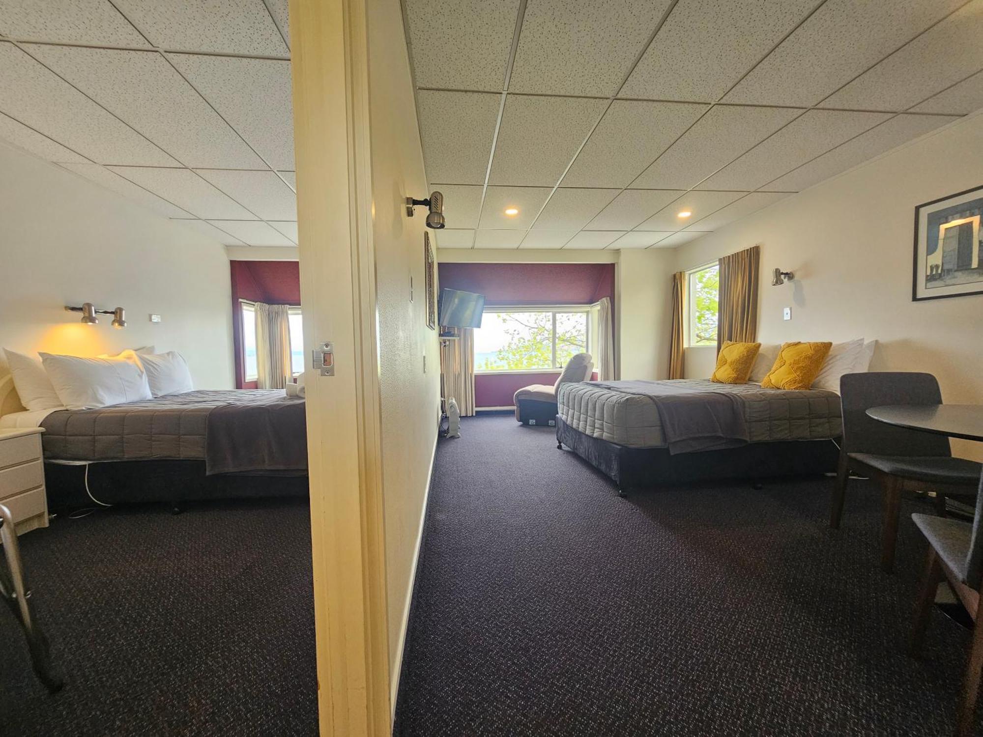 Tui Oaks Motel Tauposee Exterior foto